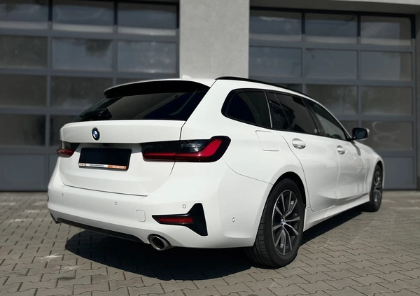 BMW Seria 3 cena 142900 przebieg: 48969, rok produkcji 2021 z Reda małe 742